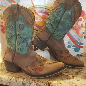Girl's Dan Post leather cowboy boots. Size 3M.
